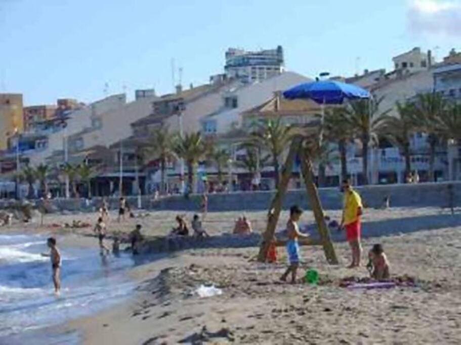 Beachside Apartment In The Centre Of אל קאמפיו מראה חיצוני תמונה