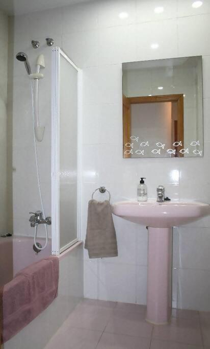 Beachside Apartment In The Centre Of אל קאמפיו מראה חיצוני תמונה
