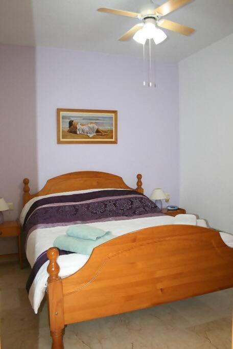Beachside Apartment In The Centre Of אל קאמפיו מראה חיצוני תמונה